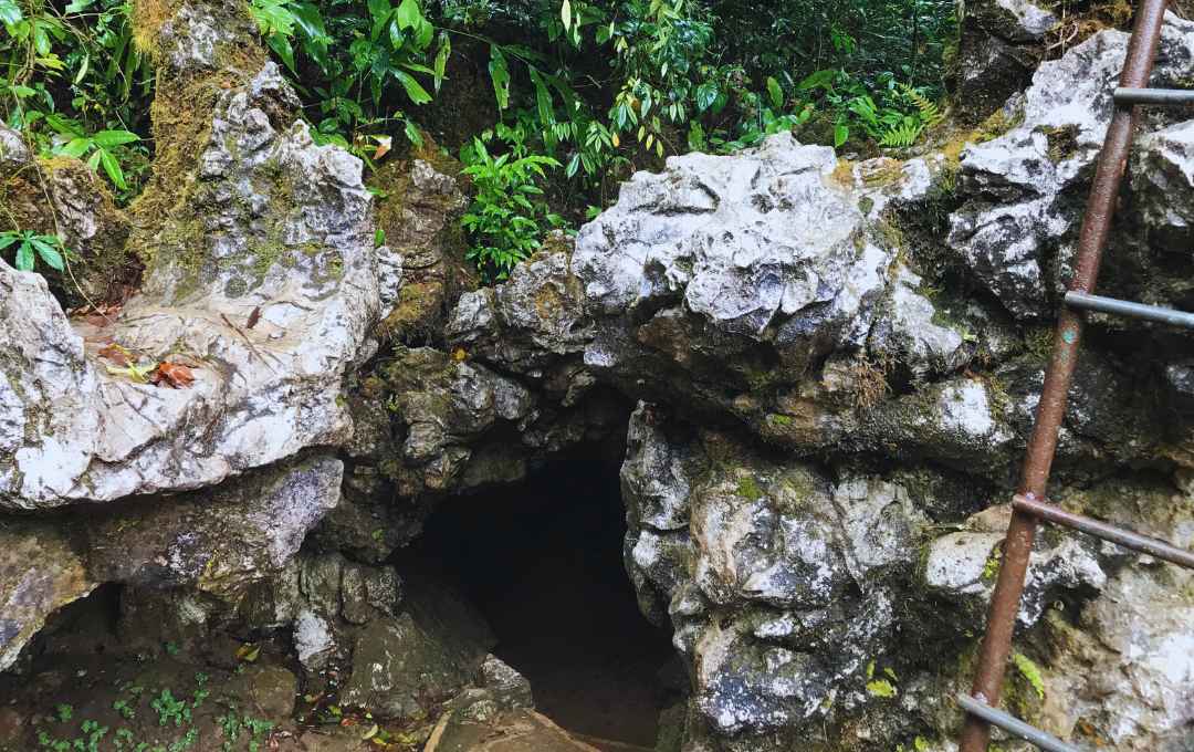 Mawsmai Caves